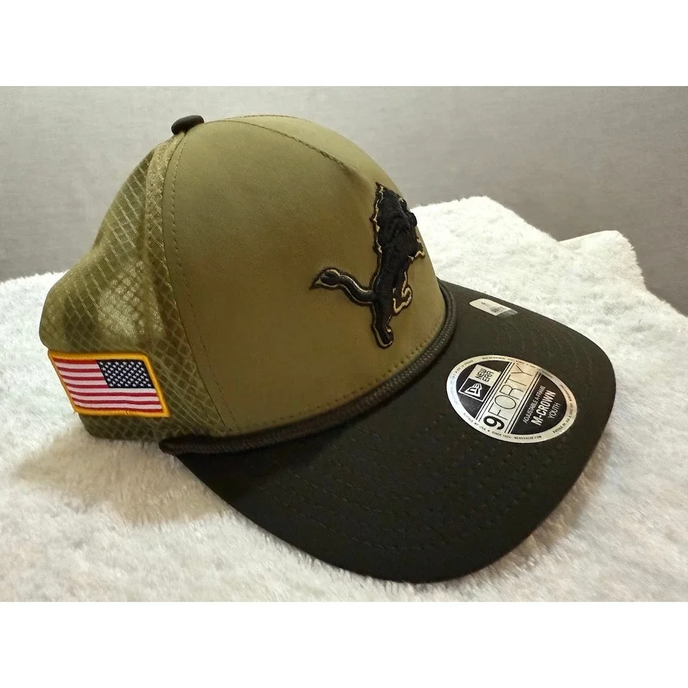 Salute To Service 2025 Detroit Lions Youth‎ Adjustable Snapback Trucker Hat